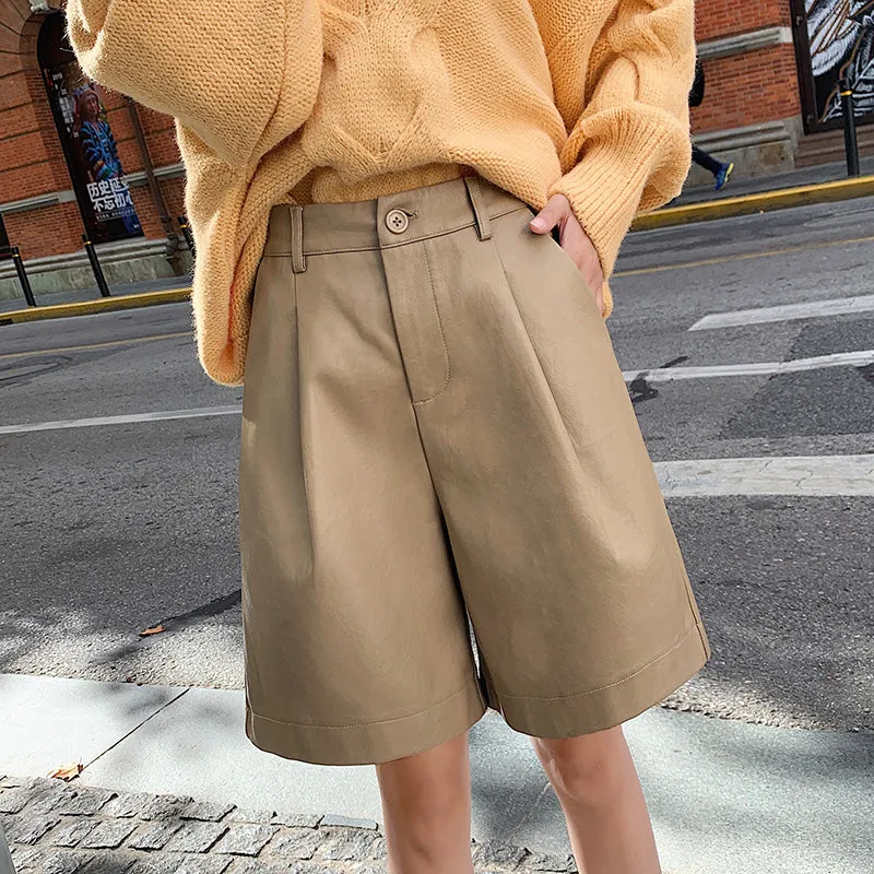 Amy Fashion - Back Buttons Fashion PU Leather Shorts