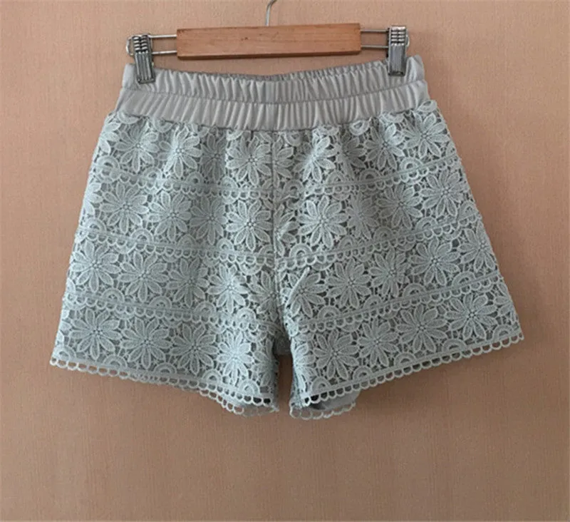 Amy Fashion - Elastic High Waist Lace Shorts