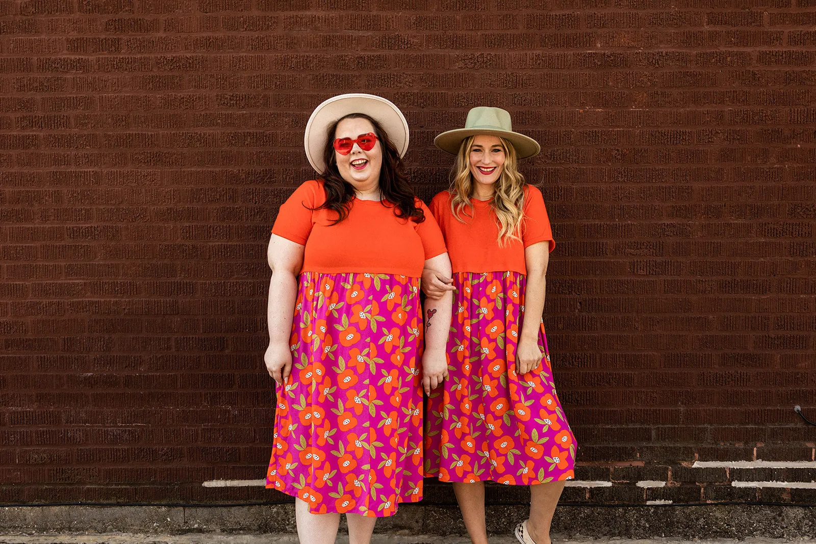 denise dress in hibiscus flowers