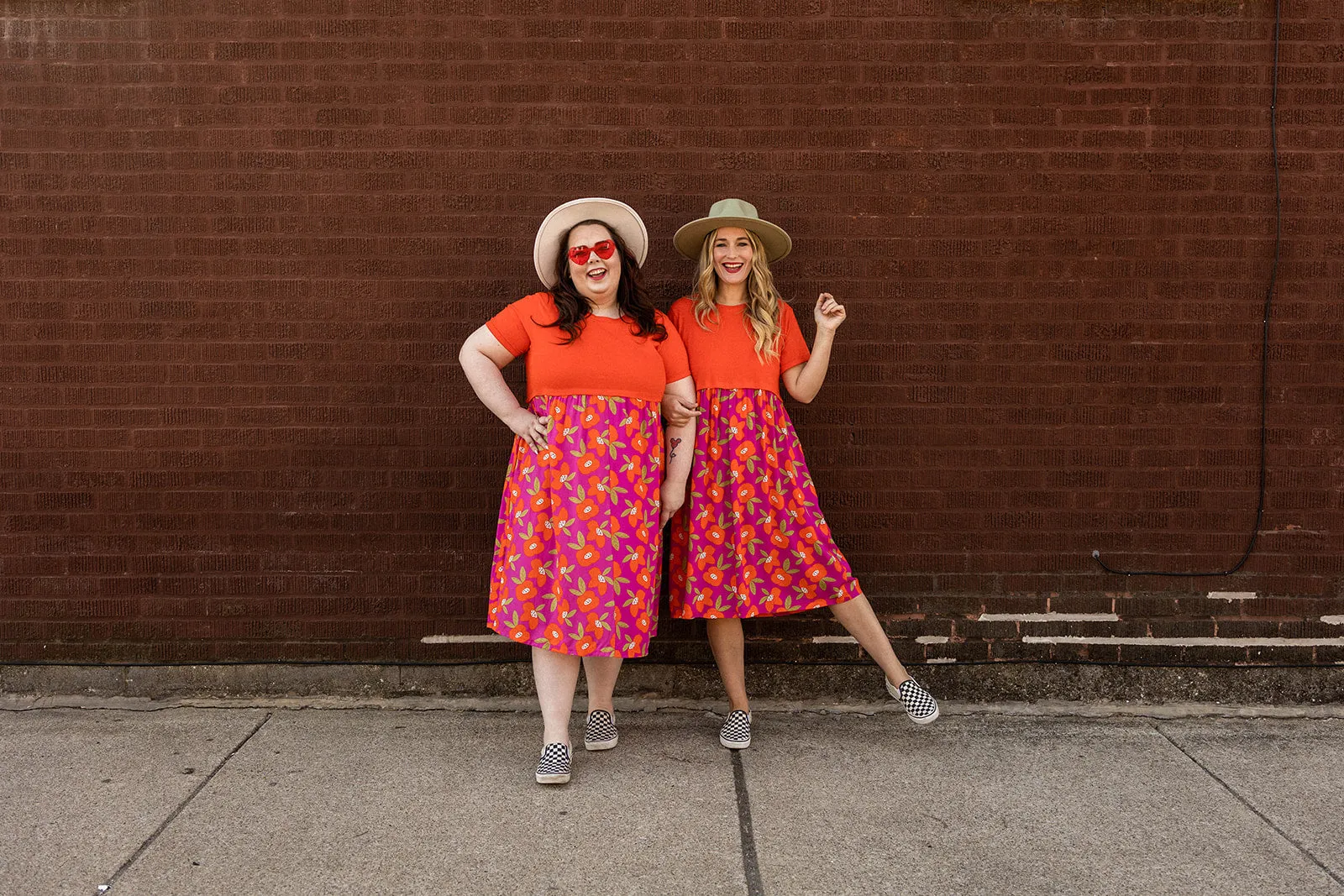 denise dress in hibiscus flowers