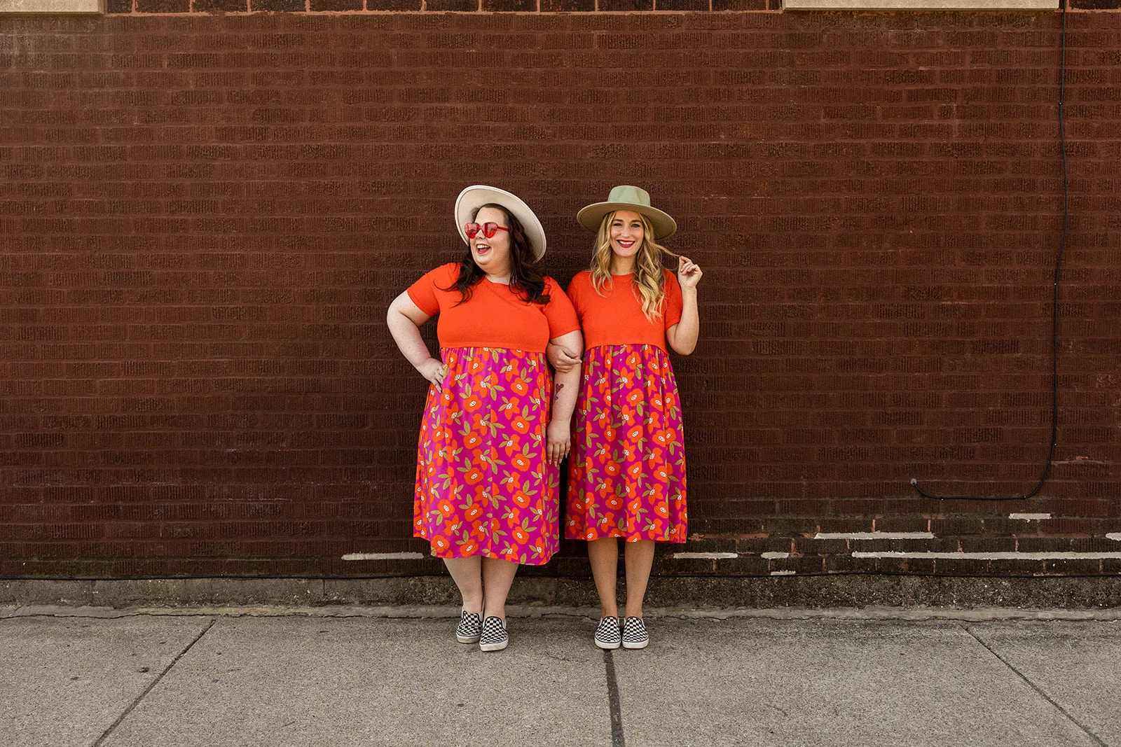 denise dress in hibiscus flowers