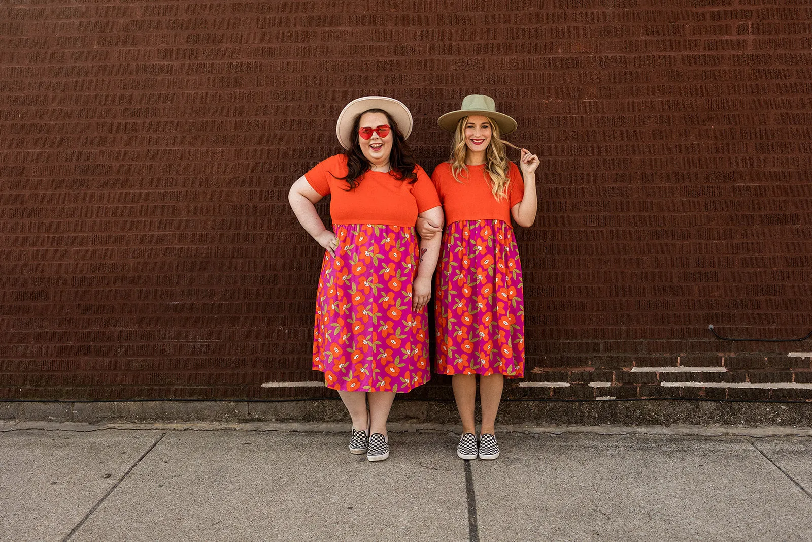 denise dress in hibiscus flowers