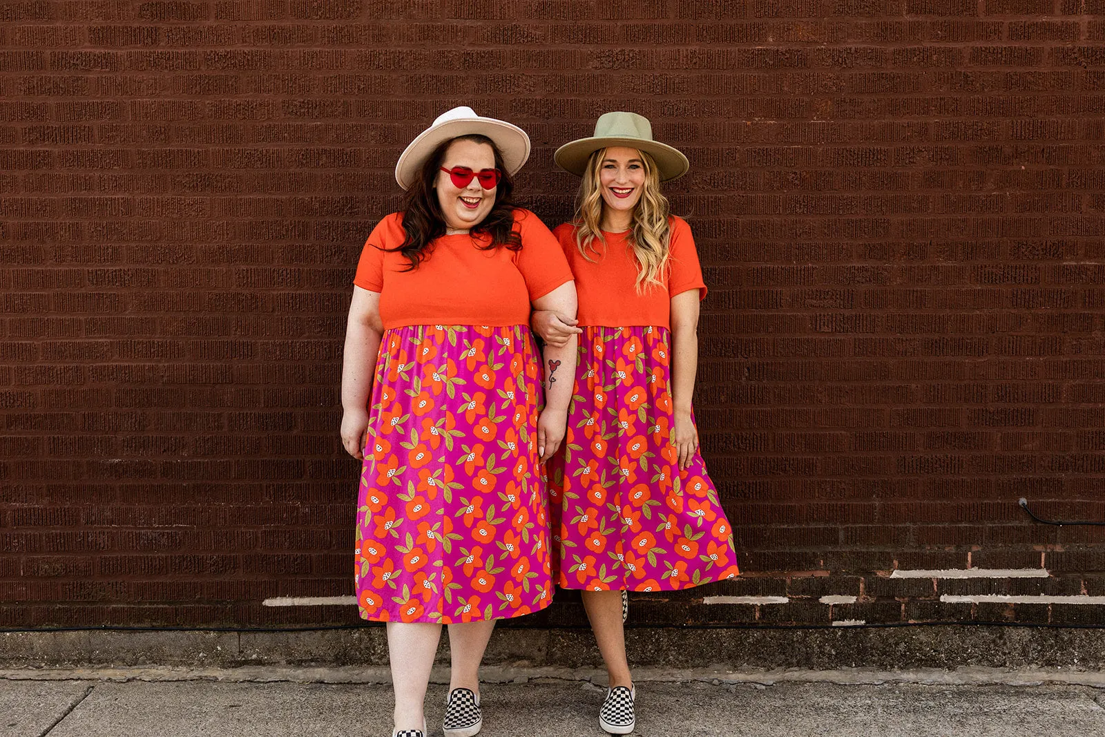 denise dress in hibiscus flowers