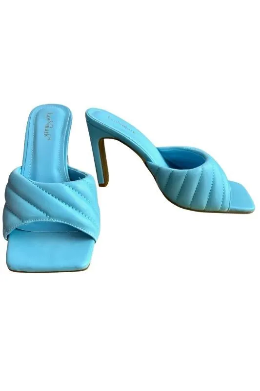 Feelin' Blue Mule