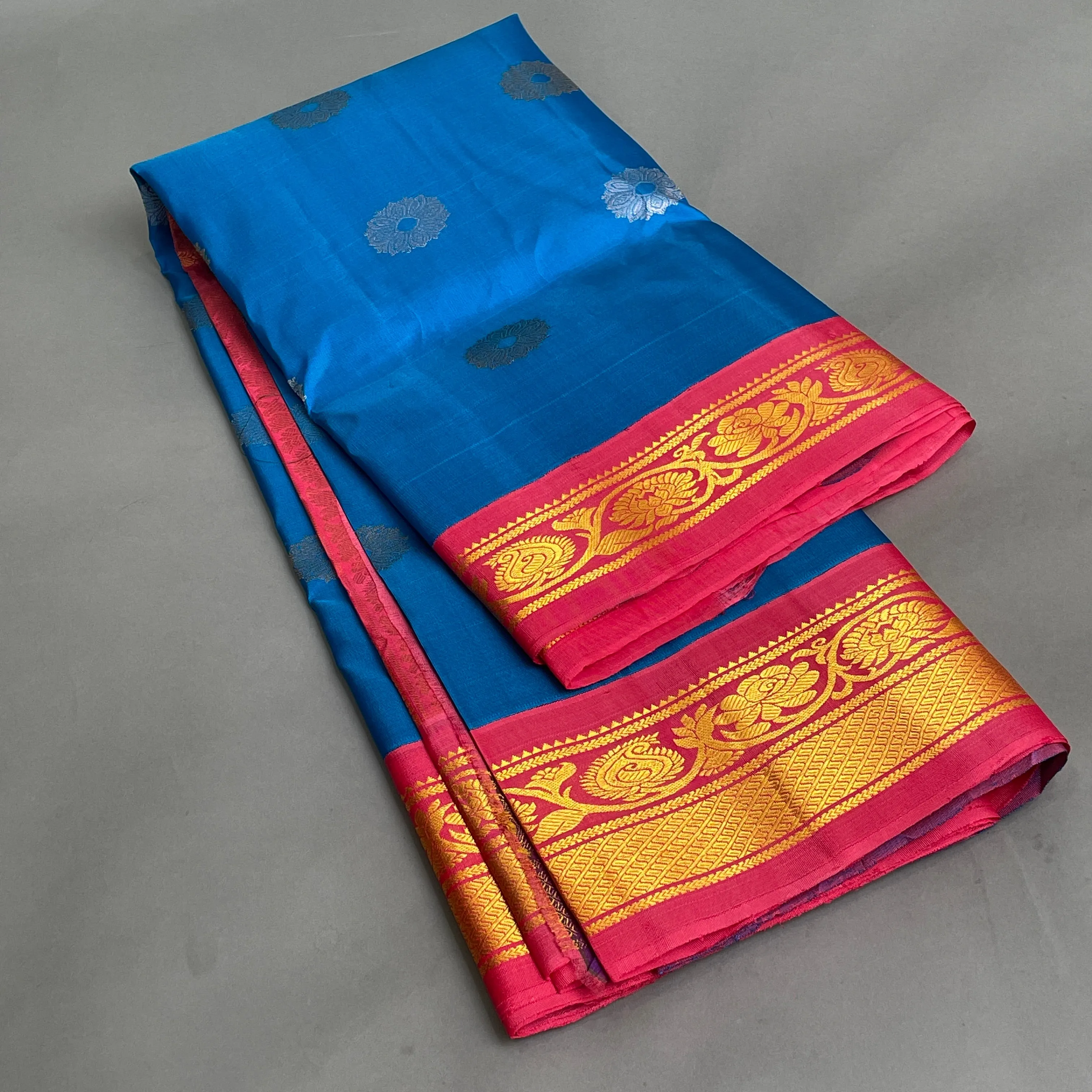 Gadwal Saree- Deep Blue and Pink W/ Gold Zari (Attached Blouse Material)