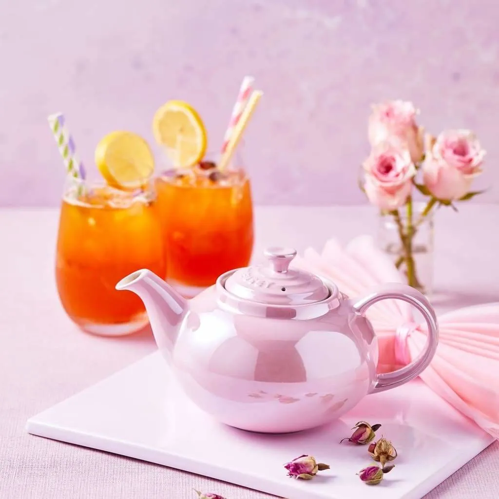 Le Creuset Stoneware Glacé Collection Petite Teapot Chiffon Pink