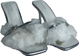 PrettyLittleThing White Faux Fur High Heels UK 3 EU 36 👠