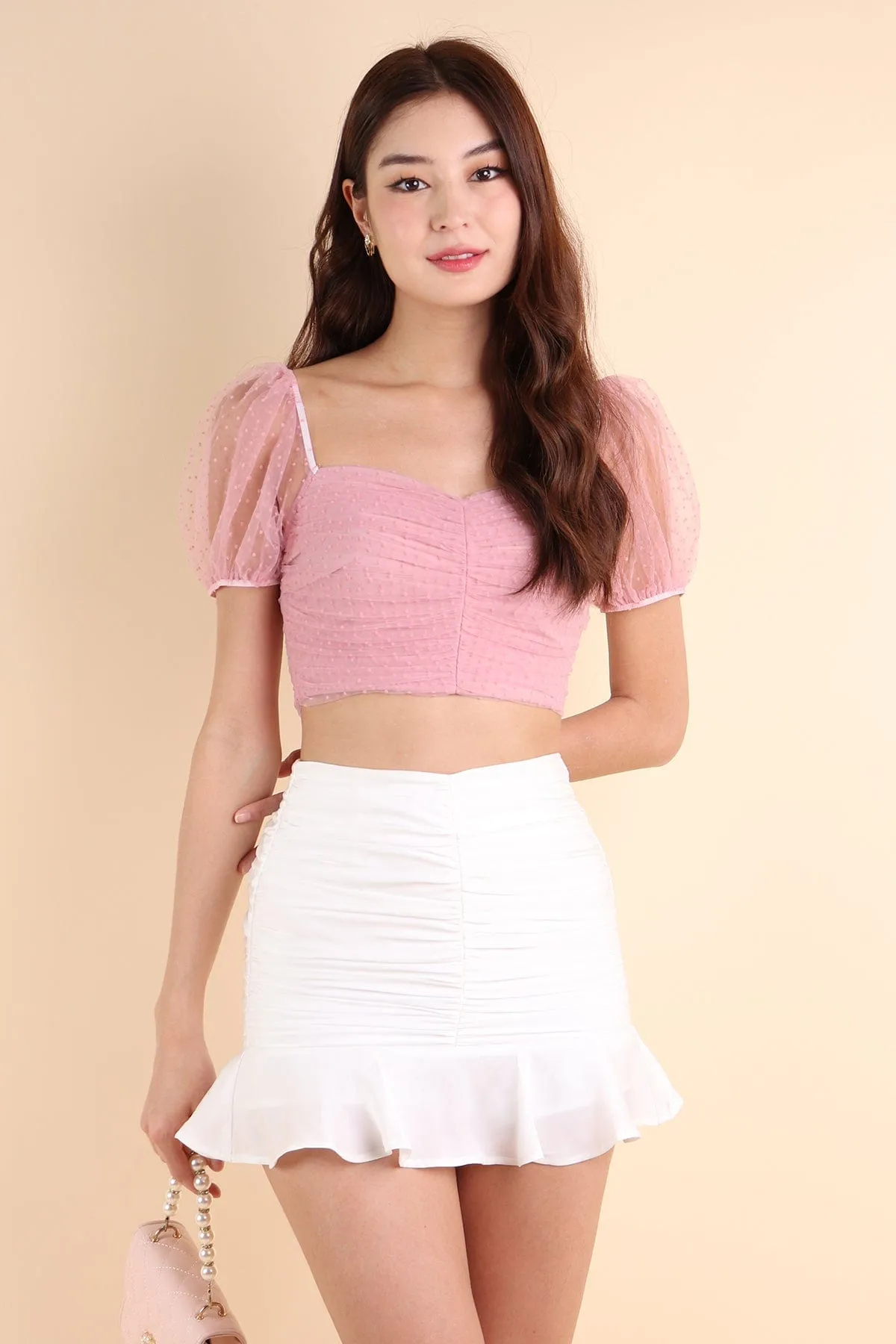 QUINLIVAN RUCHED SWISSDOT SLEEVES TOP IN CANDY PINK